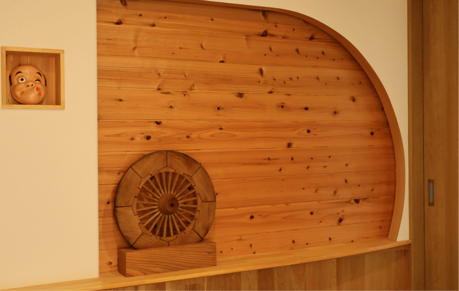 自らデザインした建具と住まう